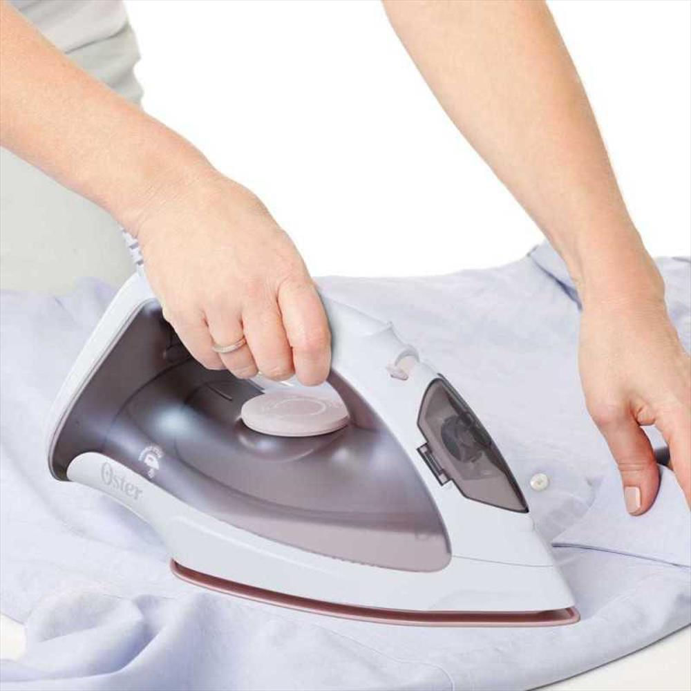 Plancha De Vapor Ligera Oster® Gcstbs3801 img #4