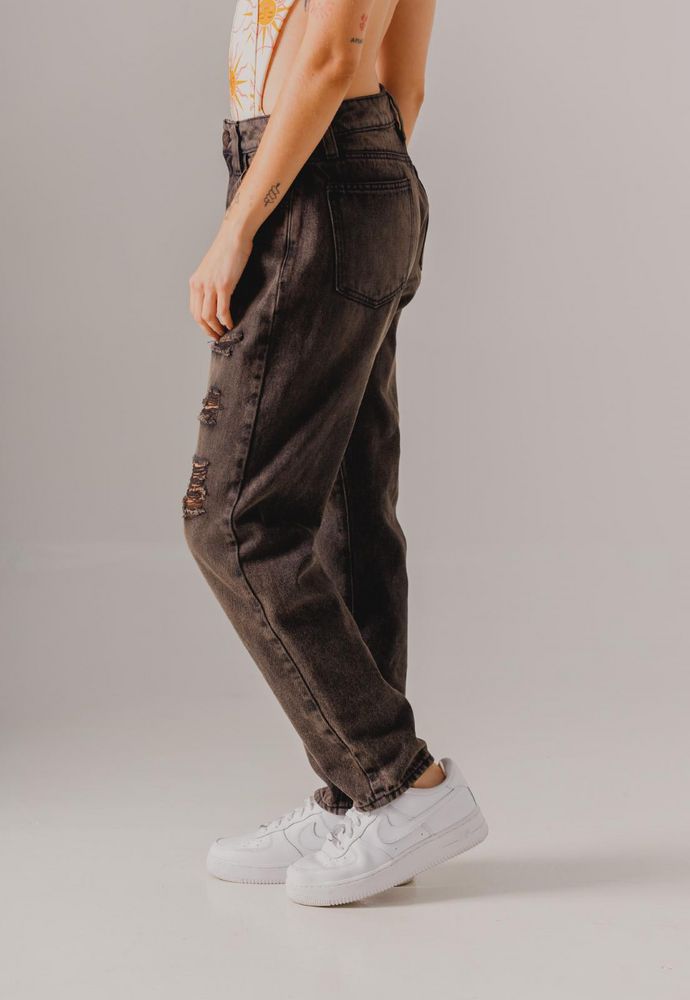 Jean Rotos Mom Fit PEOPLE  22993 img #3