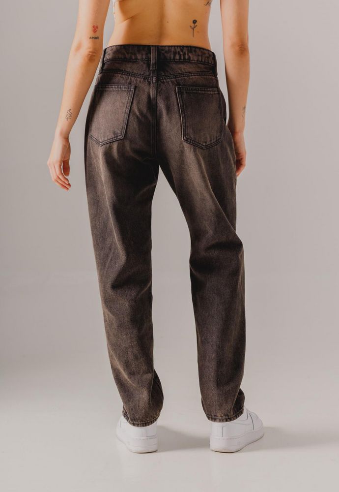 Jean Rotos Mom Fit PEOPLE  22993 img #4