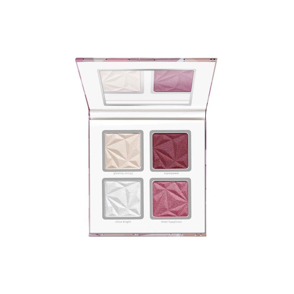 Iluminador ESSENCE  (14  gr)