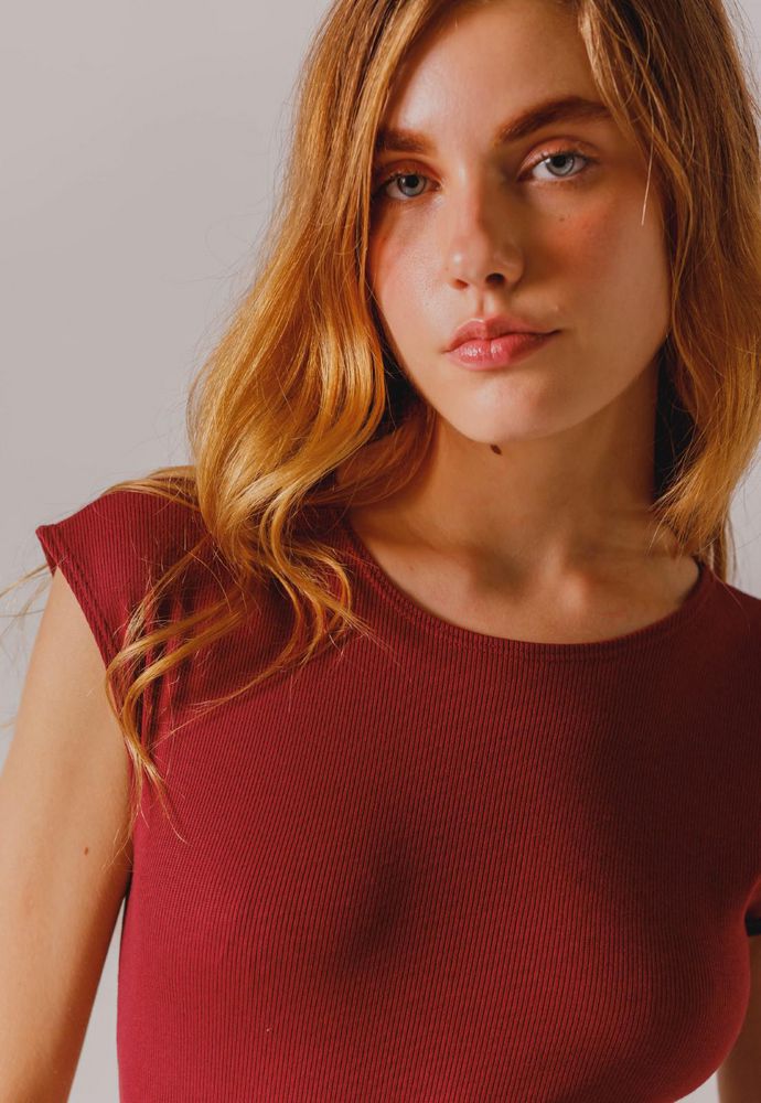 Body PEOPLE  79714 img #4