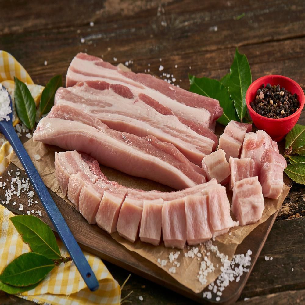 Tocineta o tocino carnudo fresca
