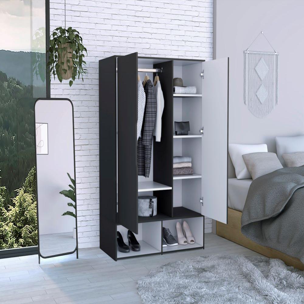 Closet Suey, Wengue