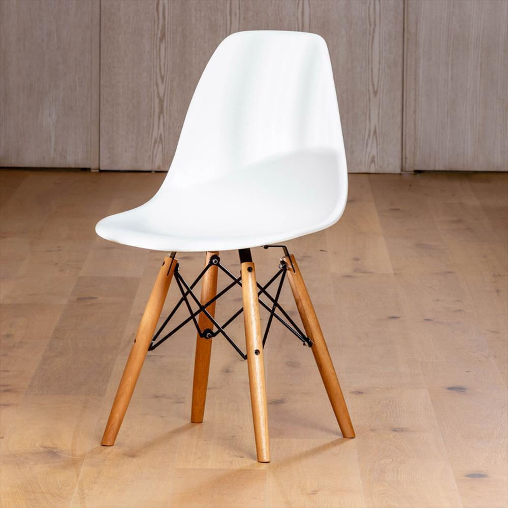 Set 4 Sillas Eames Eiffel Moderna Blanca Marca Mq