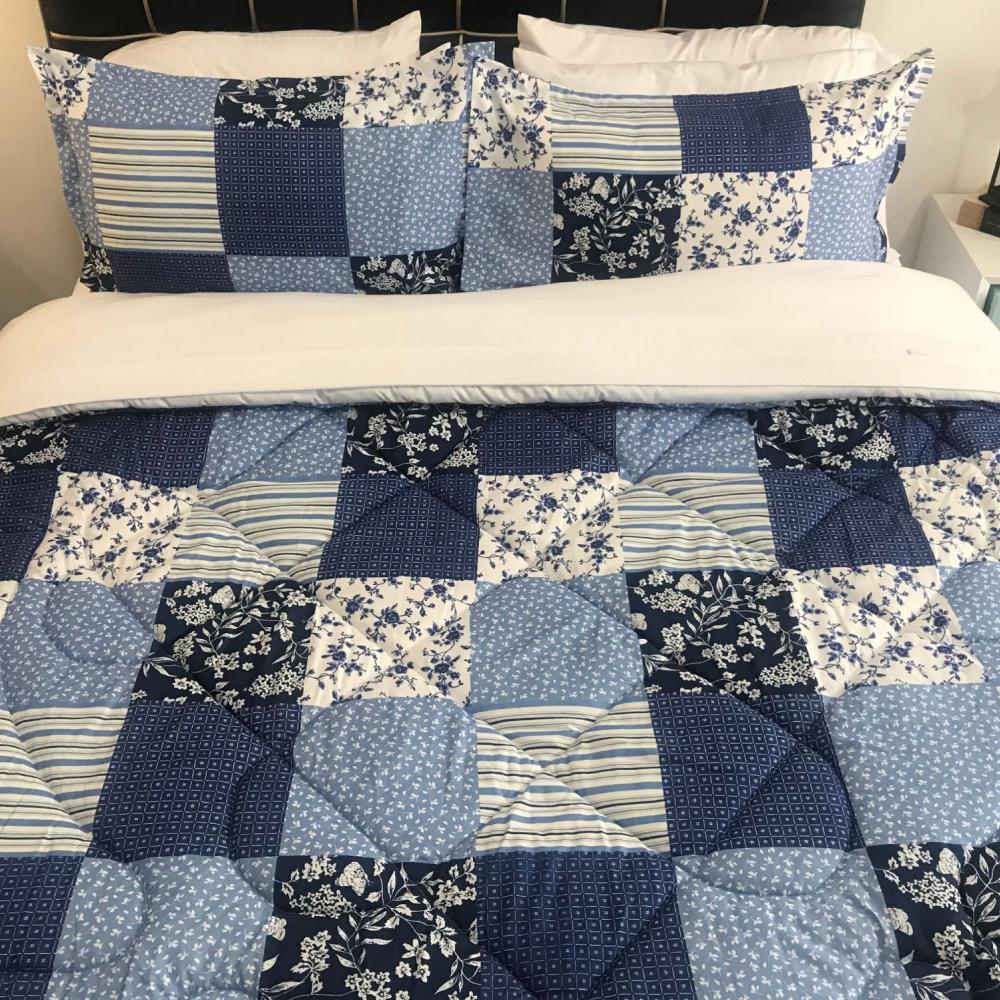 Plumón Doble Estampado Cuadros Azules + Fundas img #2