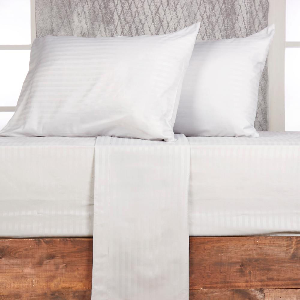 exito.com | Jgo Sabanas Microf Unicolor Doble Gris Claro