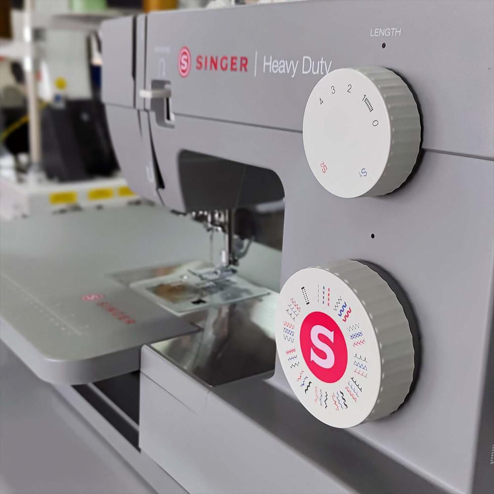 Maquina De Coser Singer Hd6365m Gris img #4
