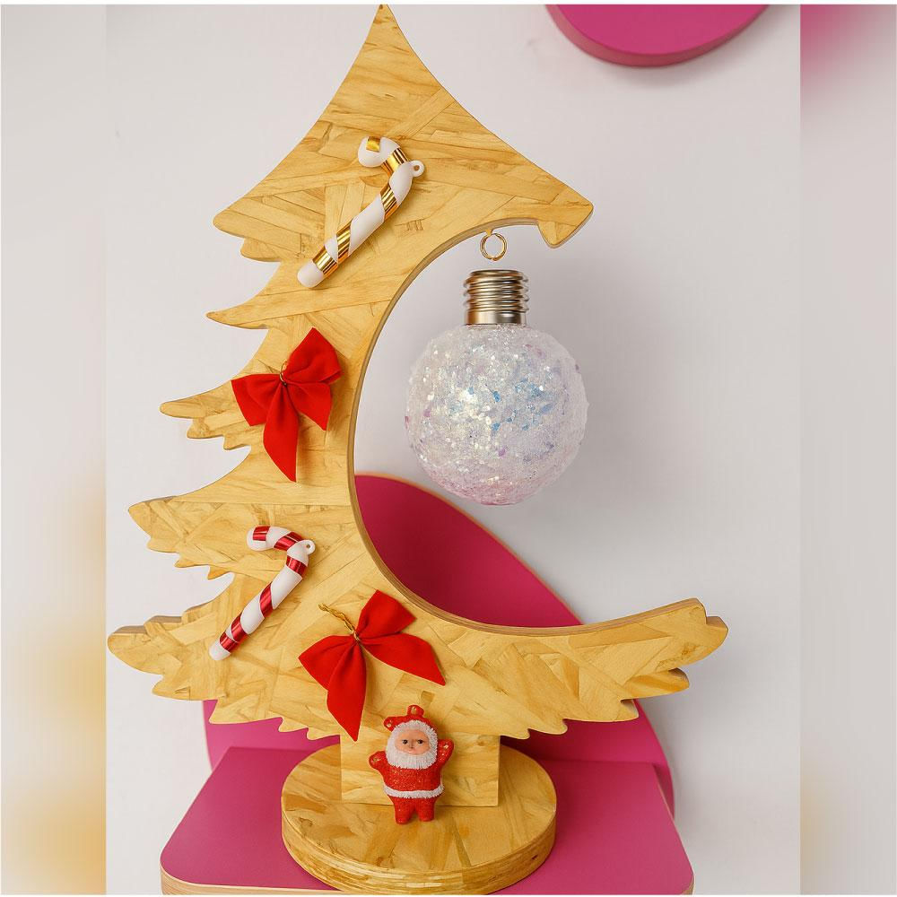 Árbol Decorativo En Osb Con Adornos Navideños img #1
