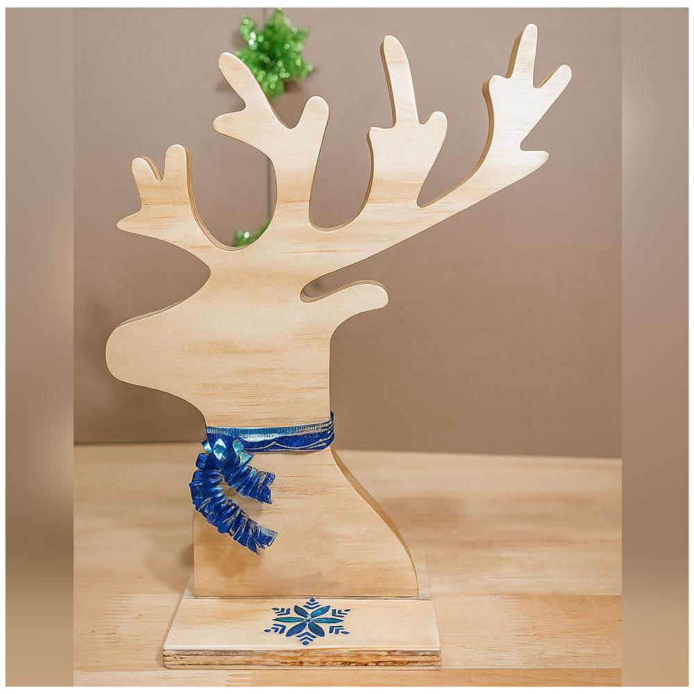 Reno Decorativo En Tríplex Con Adornos Azules img #1