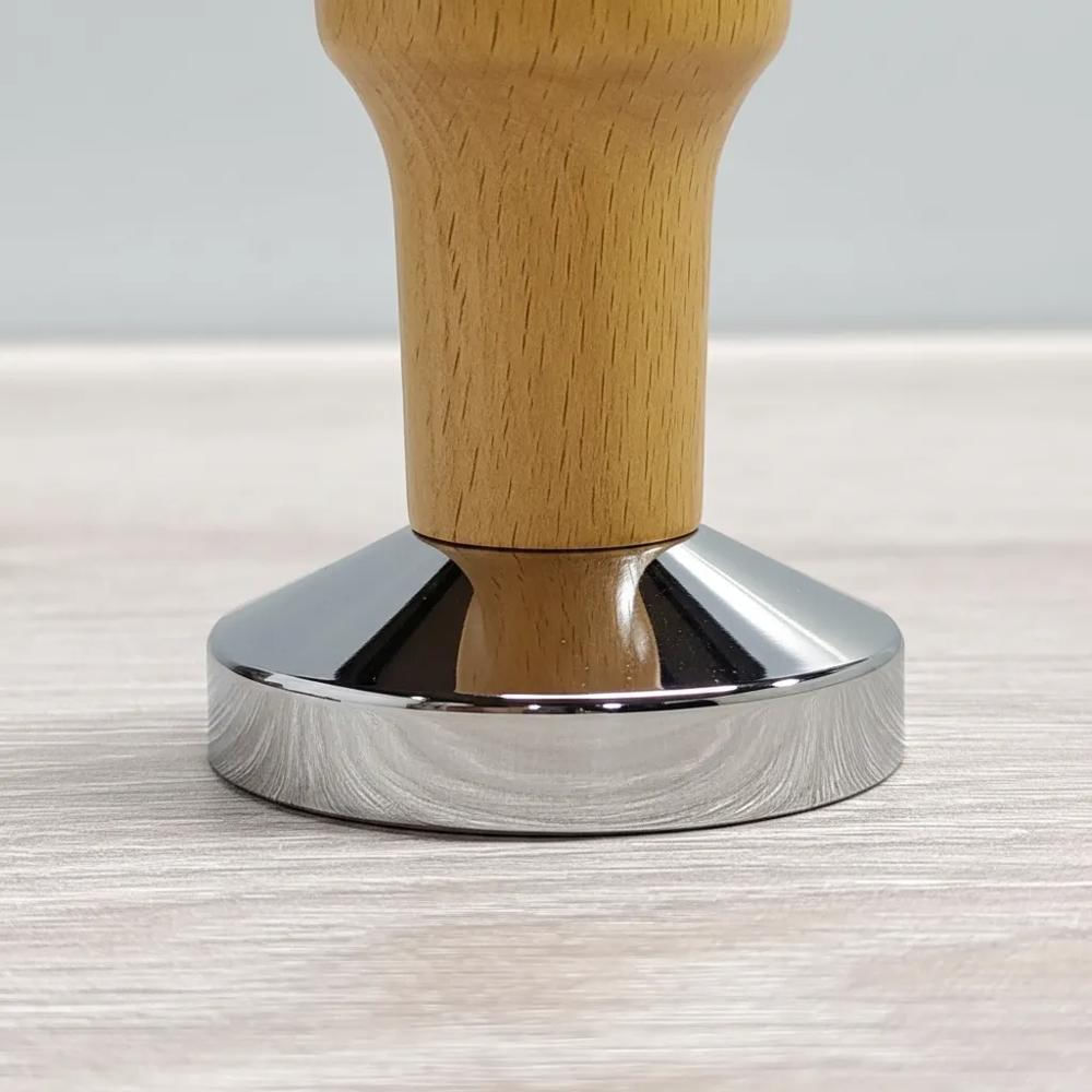 Tamper Barista Base Metálica Y Mango De Madera 58Mm img #2