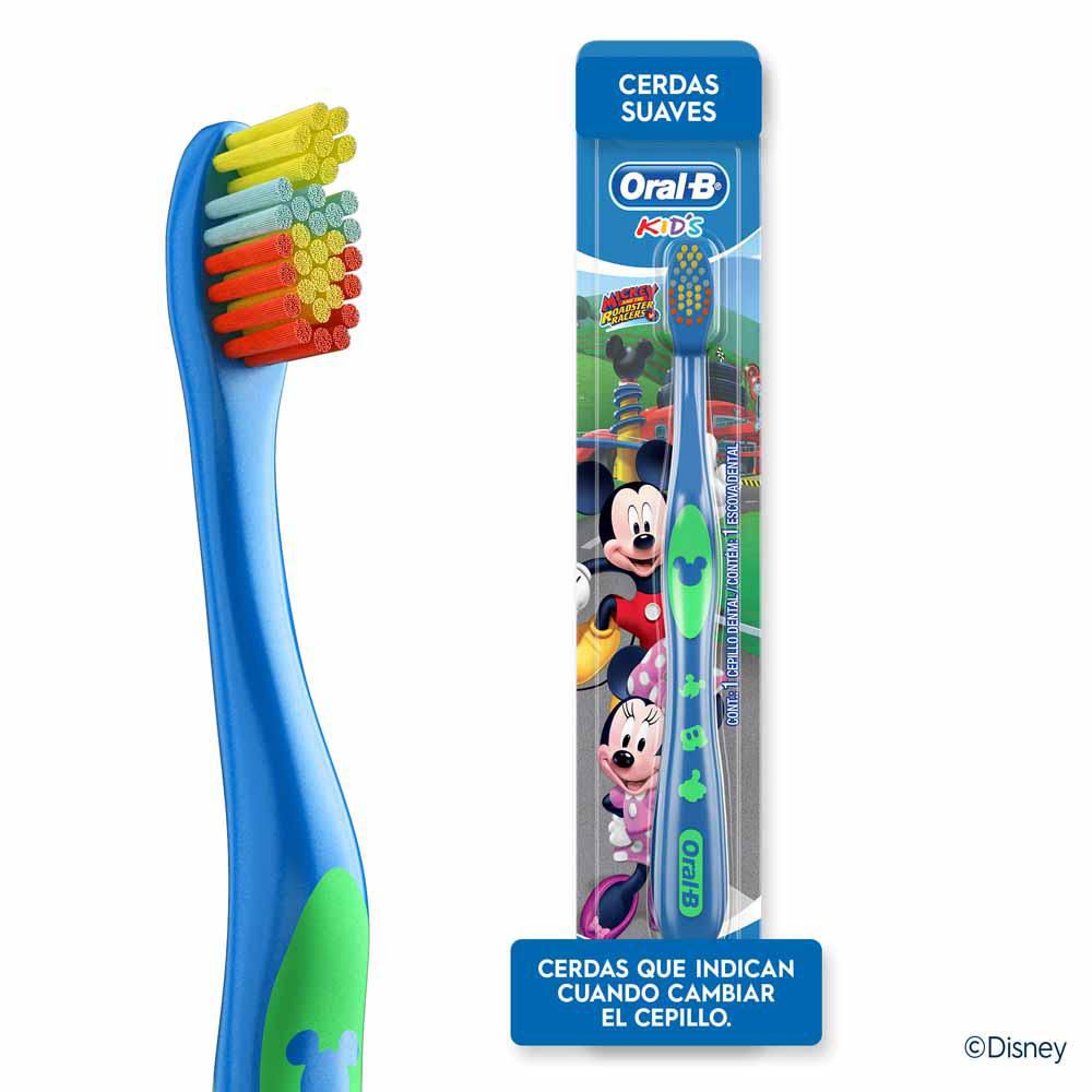 Cepillo de dientes ORALB kids cerdas suaves (1  und)