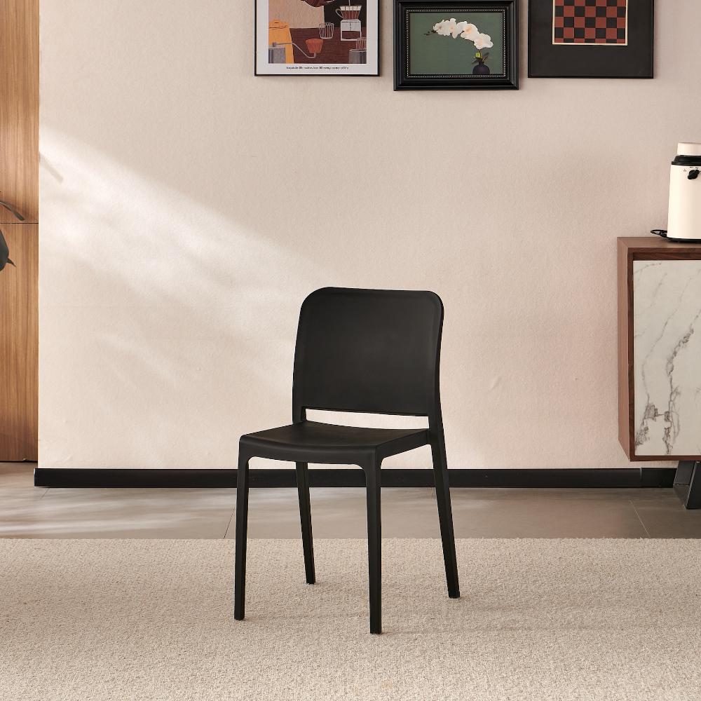Silla Triveca, Negro, Con Espaldar Cerrado Y Diseño Minimalista img #2