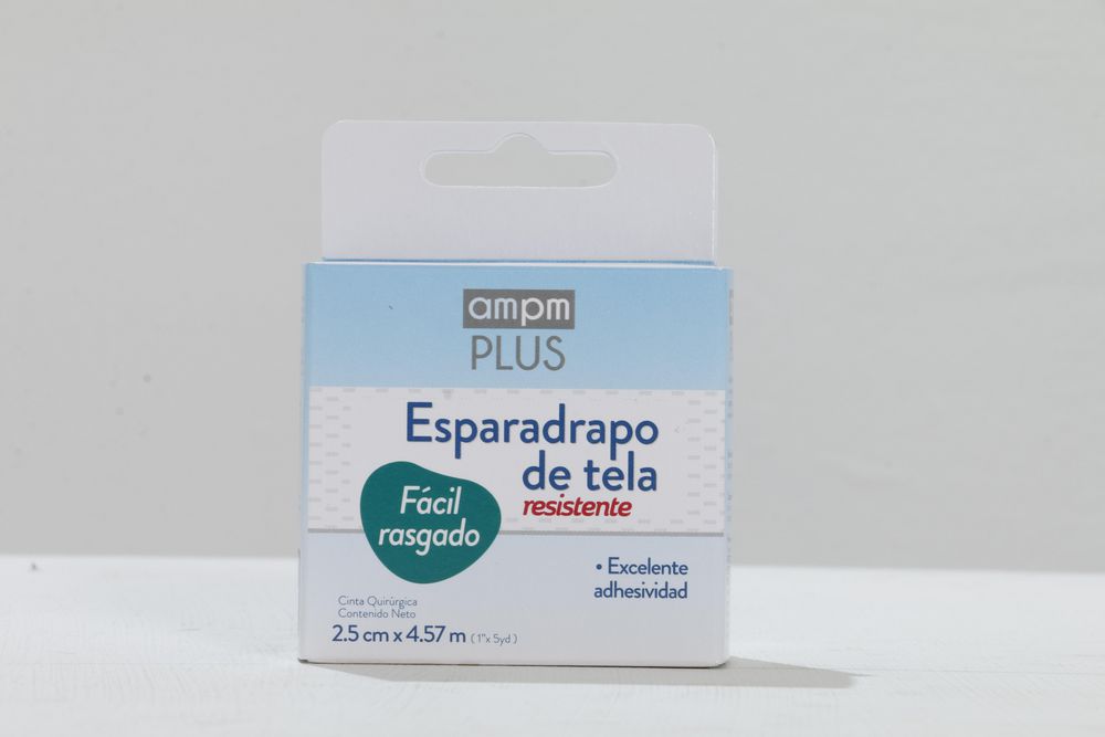 Esparadrapo AMPM PLUS de tela resistente (4.55  mts)